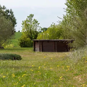 Hébergement de vacances La Découverte, Jacuzzi, Sauna, Et Terrasse Avec Vue Sur à La Campagne Entre Toulouse Et Auch, Catonvielle