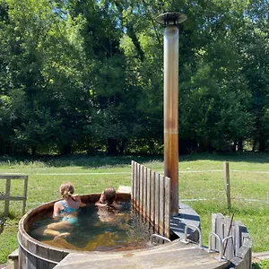 Hébergement de vacances Le Fario, Bain Nordique, Frechet-Aure